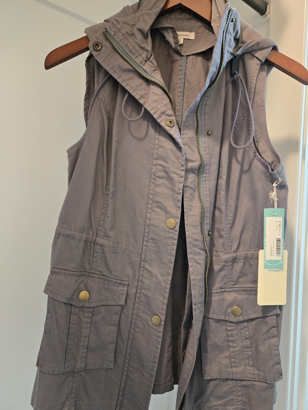 41 Hawthorn Sleeveless Hooded Utility Vest in Slate